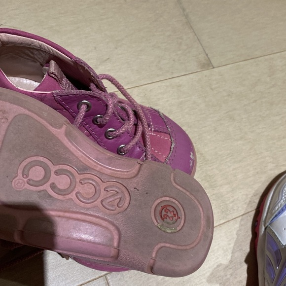 Ecco baby walking shoes - Picture 3 of 3